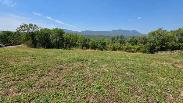 Terrain constructible de 2000m2