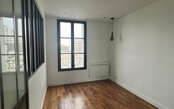 Appartement à louer    2 pièces • 32,02 m2 Charenton-le-Pont