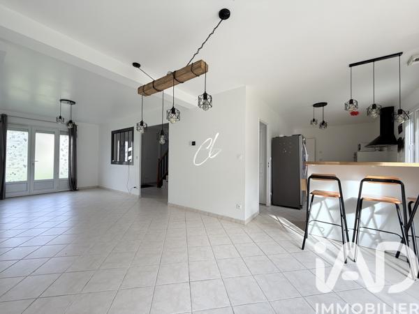 Maison à vendre 6 pièces 123 m² Moret-Loing-et-Orvanne