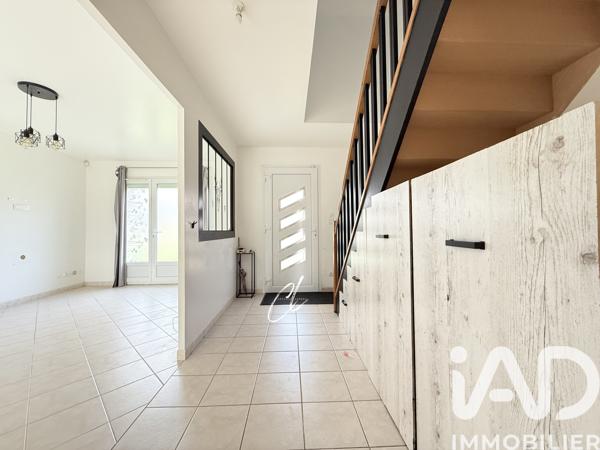 Maison à vendre 6 pièces 123 m² Moret-Loing-et-Orvanne