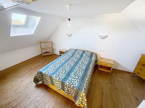 À vendre - Maison située à Marzan, 4 pièces, 80 m2 à rénover.