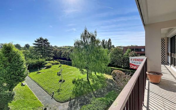 Appartement à vendre    5 pièces • 100,28 m2 Yerres