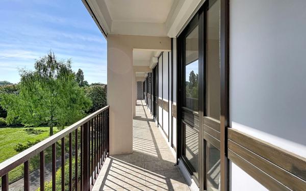 Appartement à vendre    5 pièces • 100,28 m2 Yerres
