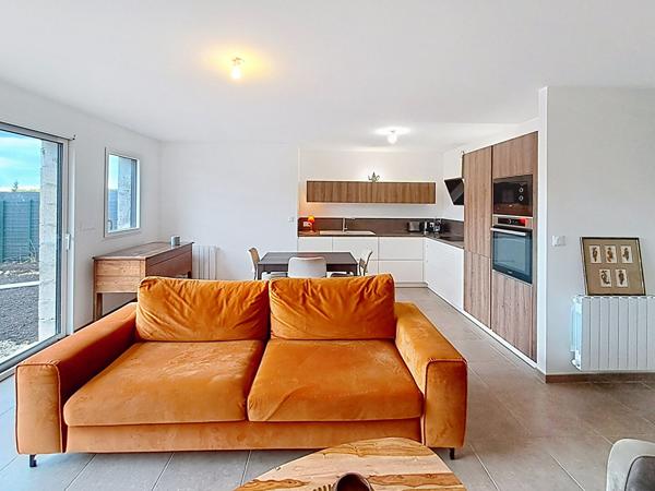 Maison familiale 3 chambres entièrement rénovée de 100 m² avec jardin et grande suite parentale au RDC