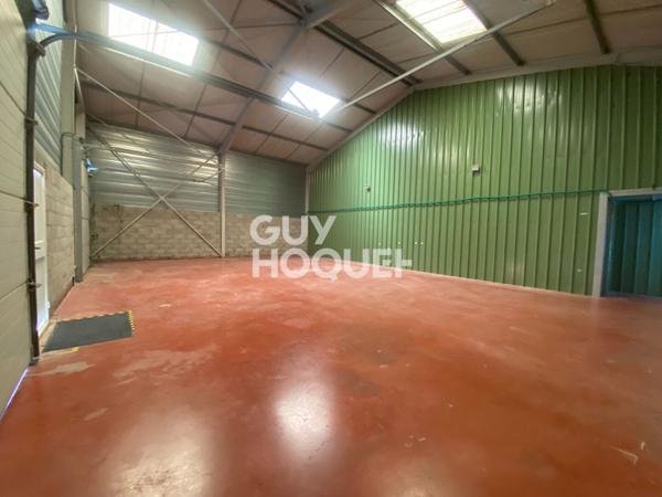 ENTREPOT A LOUER de 190 m² - ETOILE SUR RHONE