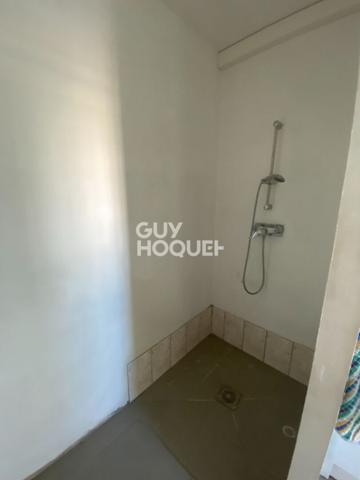 ENTREPOT A LOUER de 190 m² - ETOILE SUR RHONE