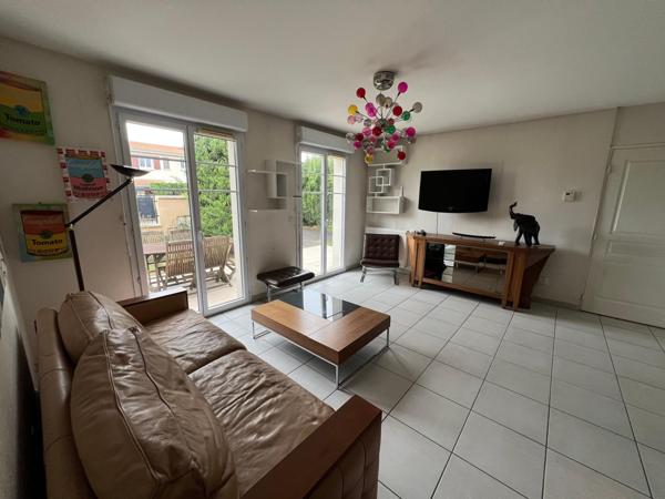 Maison individuelle, 110 m2, 4 chambres, garage.