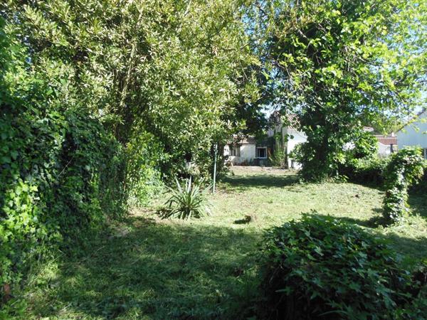 Maison à rénover de 58 m² env. sur terrain de 540 m² env