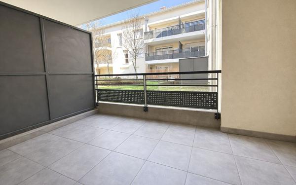 Appartement à vendre    2 pièces • 45 m2 Saint-Jean