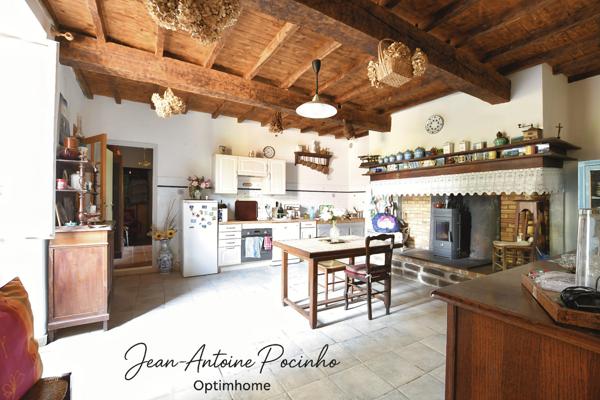 Corps de ferme à vendre 6 pièces  (65)