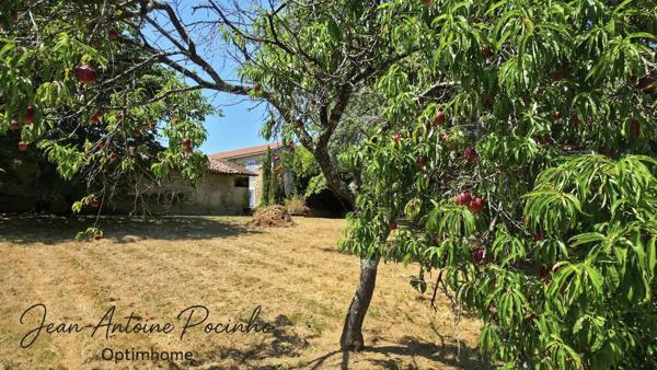 Corps de ferme à vendre 6 pièces  (65)