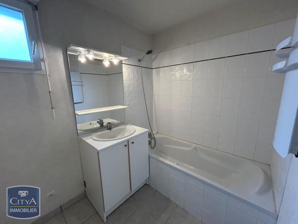 Appartement à louer 2 pièces 49m²