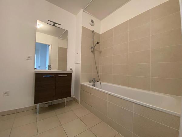 Appartement Gif Sur Yvette Moulon 3 pièce(s)