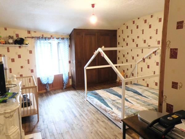 87460 BUJALEUF - Maison familiale de 140 m²