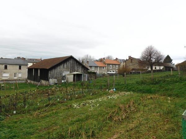 87460 BUJALEUF - Maison familiale de 140 m²