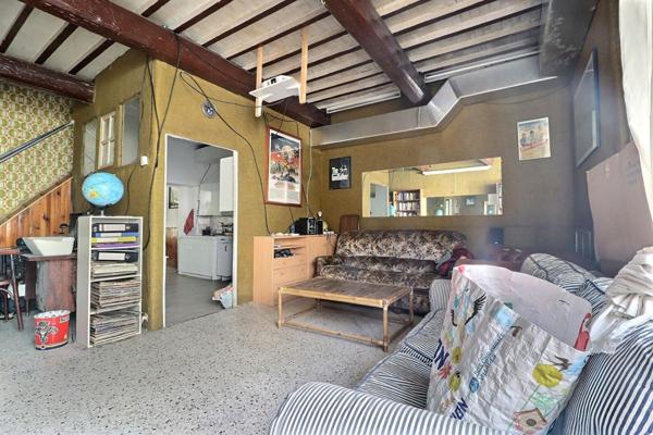 Ancône, maison de village à rénover