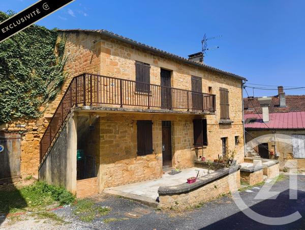 Immeuble à vendre  200 m 2   SARLAT LA CANEDA  - 24
