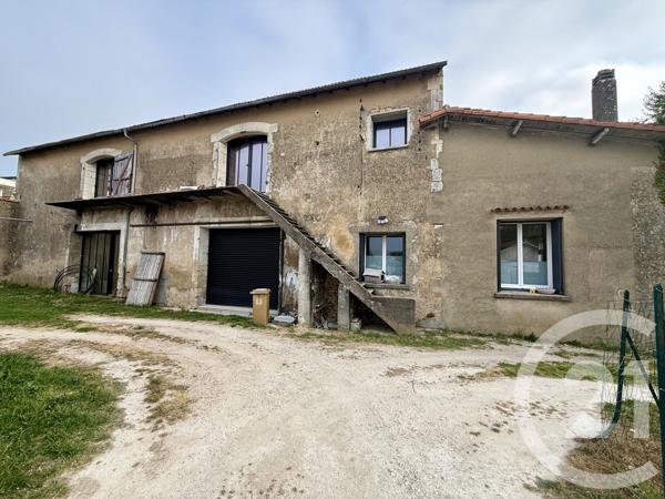 Maison à vendre  6 pièces - 410 m 2   SAUJON  - 17