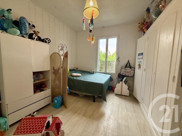Maison à vendre  6 pièces - 410 m 2   SAUJON  - 17