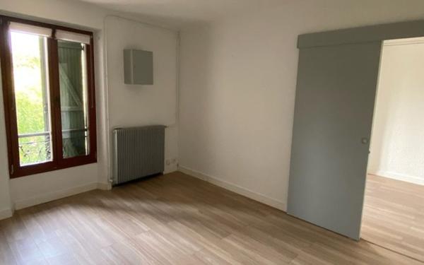Appartement à louer    2 pièces • 40,84 m2 Nîmes