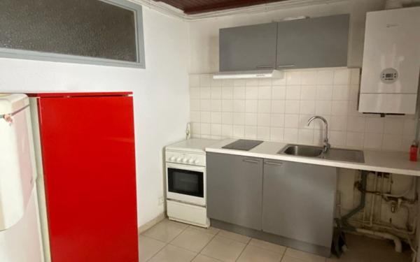 Appartement à louer    2 pièces • 40,84 m2 Nîmes