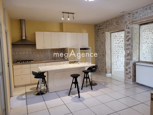 Appartement à LAGNIEU, 01150 - 5 pièces 103m²