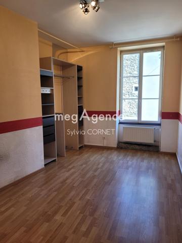 Appartement à LAGNIEU, 01150 - 5 pièces 103m²