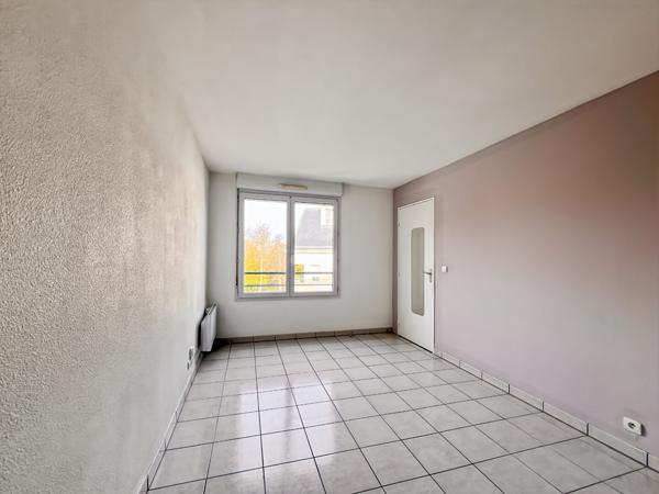 À VENDRE- Appartement T2 de 34 m² dans résidence arborée avec tennis