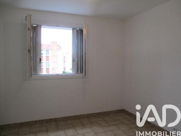 Location appartement 3 pièces 65 m² Salon-de-Provence