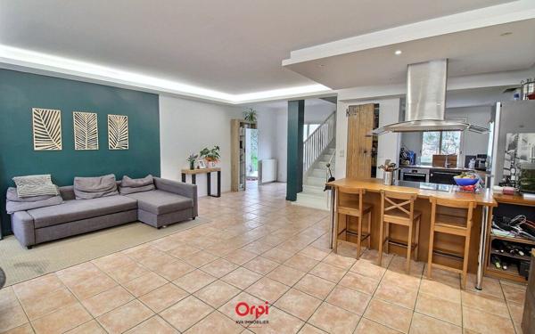 Maison à vendre    4 pièces • 100 m2 Marseille 10