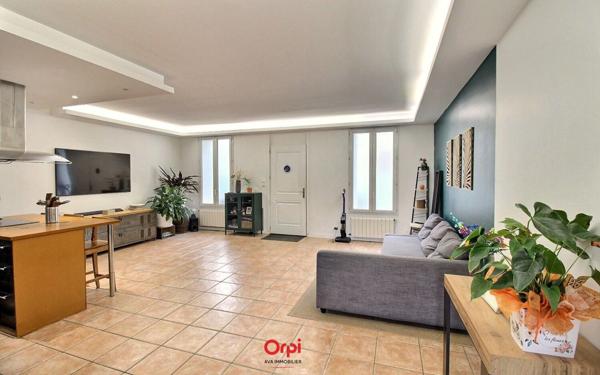 Maison à vendre    4 pièces • 100 m2 Marseille 10