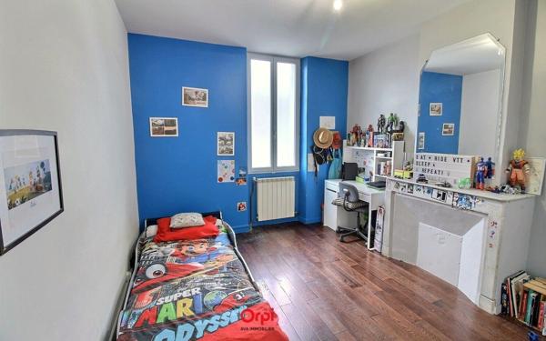 Maison à vendre    4 pièces • 100 m2 Marseille 10