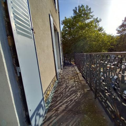 immeuble 156m² thiers 63300