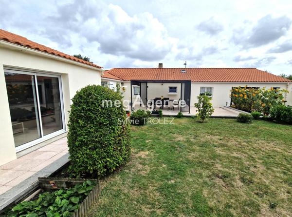 Maison à SAINT-MATHURIN, 85150 - 5 pièces 119m²