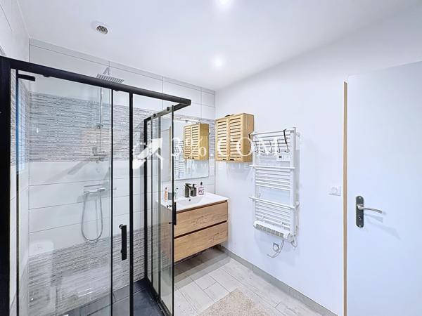 Maison 6 pièce(s) 4 chambre(s) 148 m²