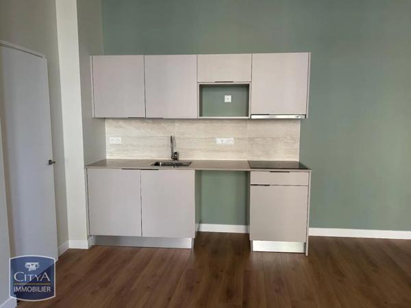Appartement à louer 3 pièces 82.29m² Troyes (10000)