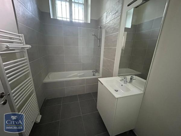 Appartement à louer 3 pièces 82.29m² Troyes (10000)
