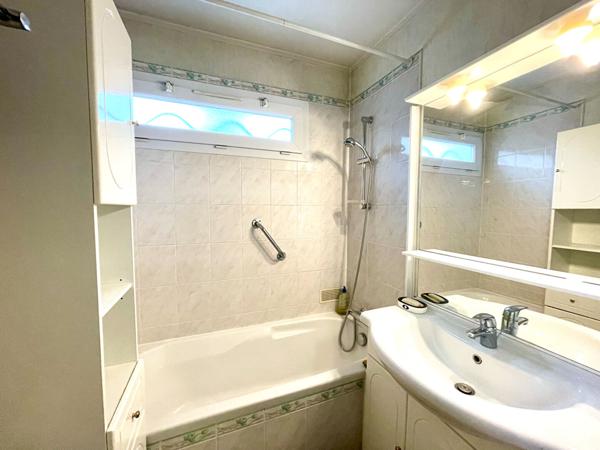 Appartement Conflans Sainte Honorine 3 pièce(s) 64 m2 €174 000 ** - Référence 7264