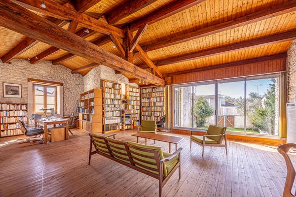 Maison en pierre à 10km de La Rochelle