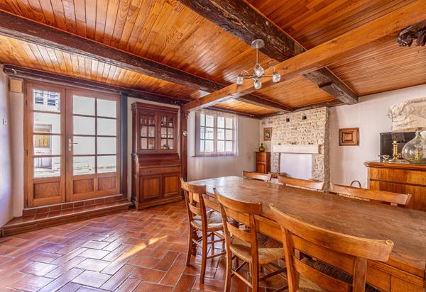 Maison en pierre à 10km de La Rochelle