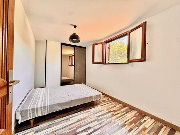 Ventabren (13122) Ventabren – Maison familiale 6 pièces avec jardin, piscine et espace bien-être