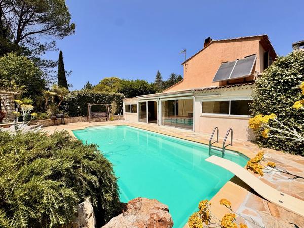Ventabren (13122) Ventabren – Maison familiale 6 pièces avec jardin, piscine et espace bien-être