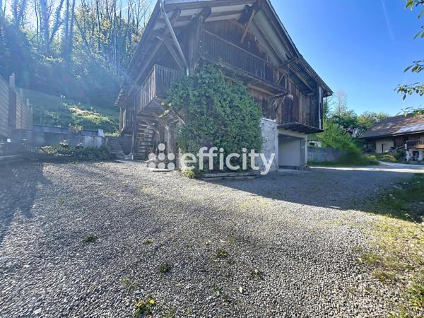 Maison 2 pièces - 120 m²