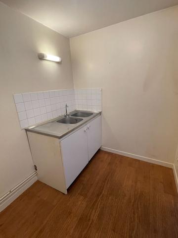 Appartement Reims 2 pièces 42.7 m2 - 1 rue de l'Esperance (2ème étage droite)