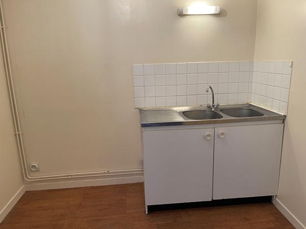 Appartement Reims 2 pièces 42.7 m2 - 1 rue de l'Esperance (2ème étage droite)