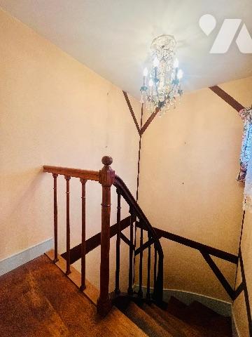 TOURS 
Hyper Centre
Scellerie / Jules Favre
Ensemble mixte: local commercial et appartement