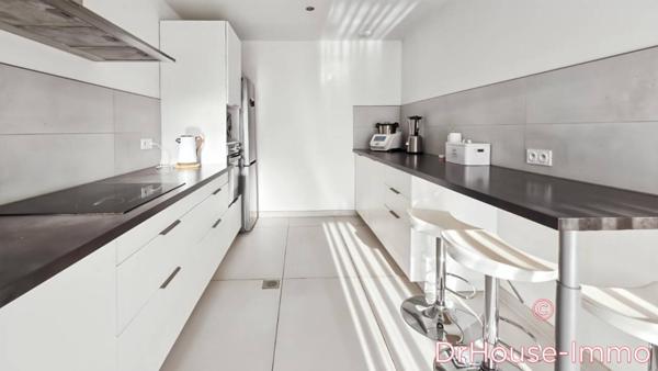 Maison à vendre 6 pièces de 180 m²