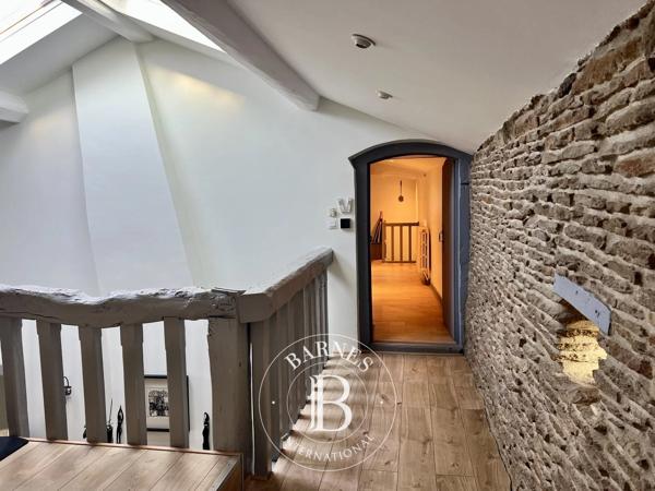 Verzé, Maison de village 7 Chambres -  150 m² à vendre