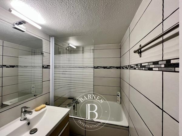 Verzé, Maison de village 7 Chambres -  150 m² à vendre