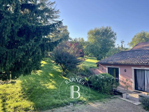 Verzé, Maison de village 7 Chambres -  150 m² à vendre